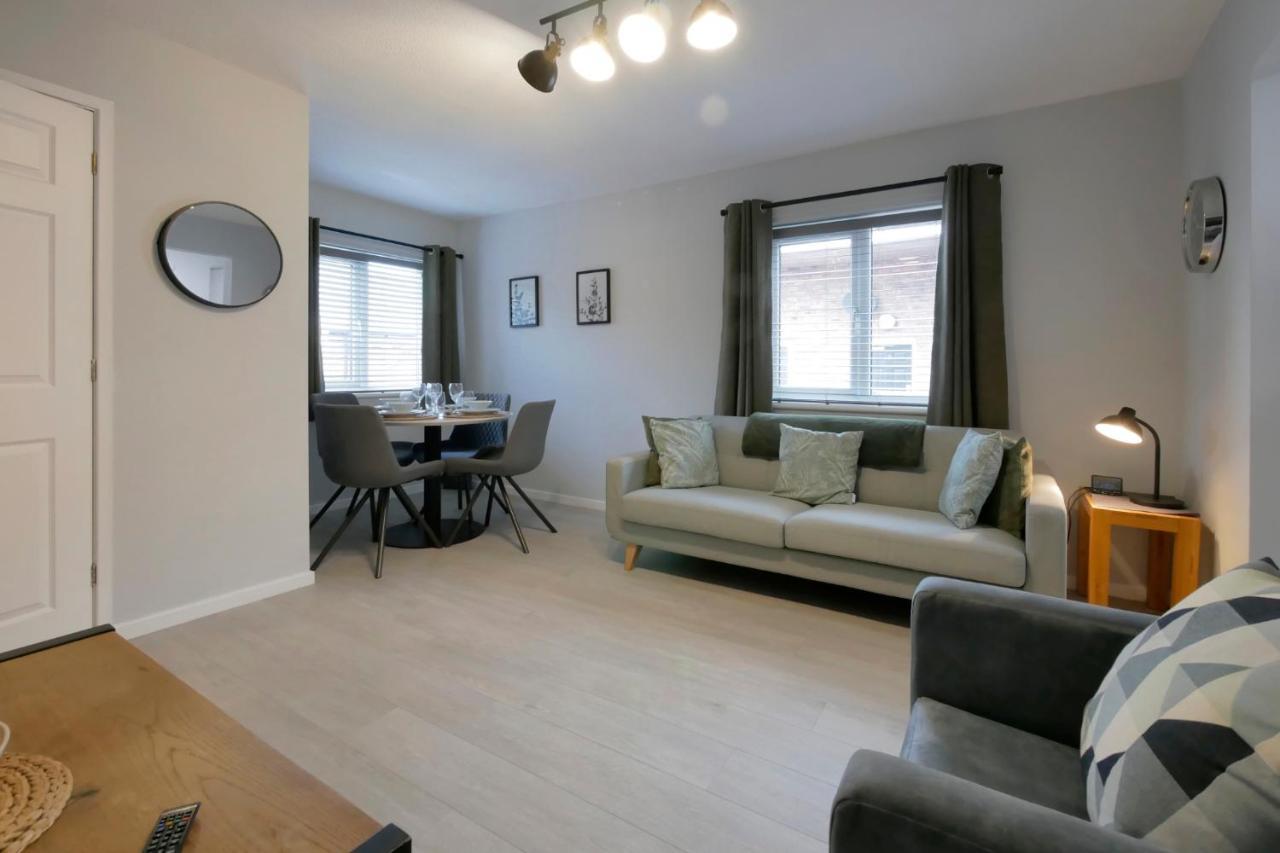 Crewe Short Lets 6 Victoria Court, Creweアパートメント エクステリア 写真