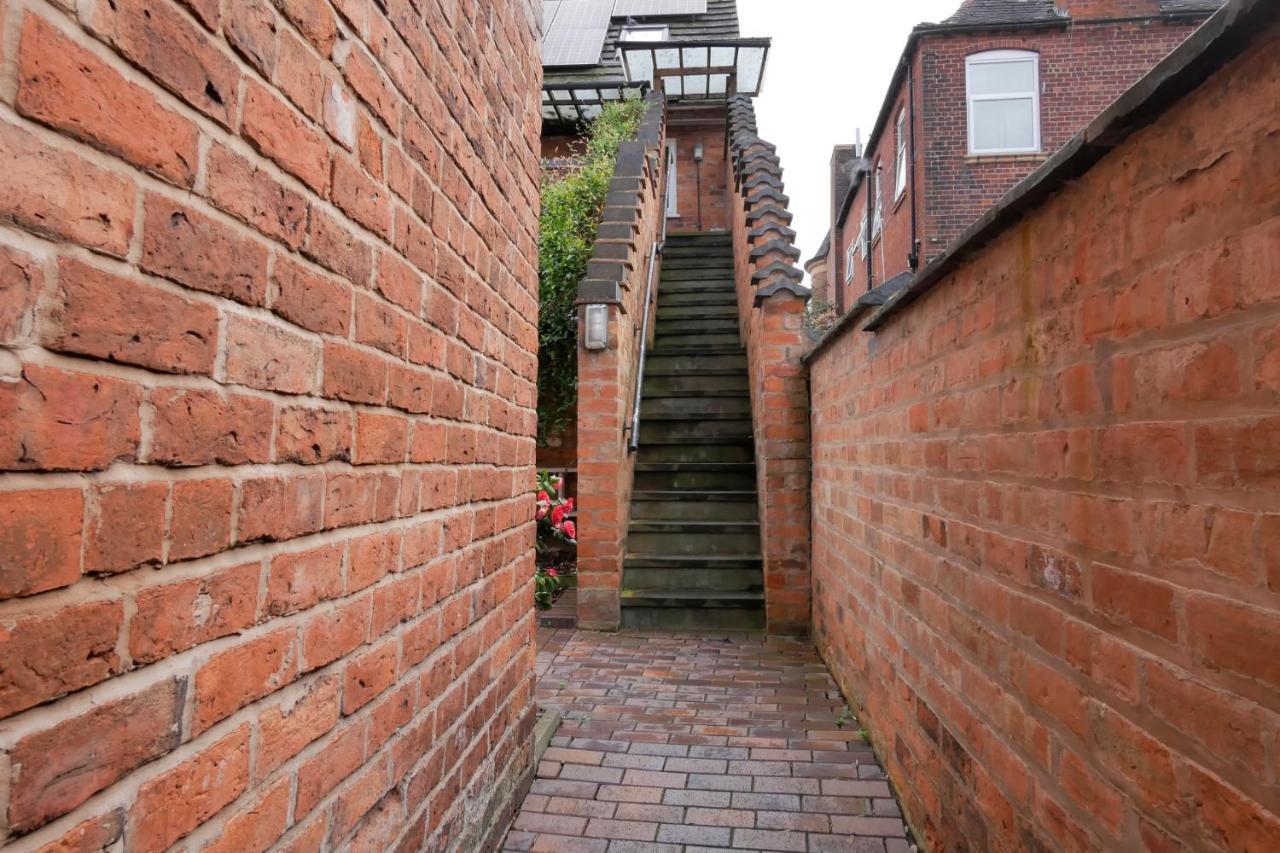 Crewe Short Lets 6 Victoria Court, Creweアパートメント エクステリア 写真